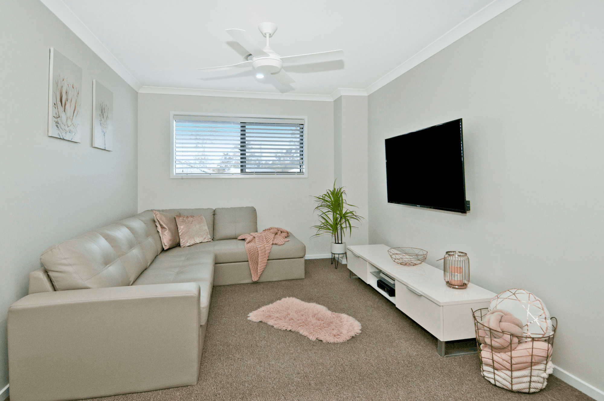 18 Skyring Street, GREENBANK, QLD 4124