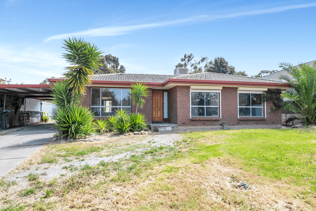 8 Chapman Crescent, REDWOOD PARK, SA 5097