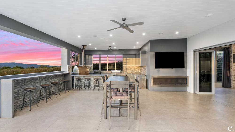 101 Rankine Drive, TOLGA, QLD 4882