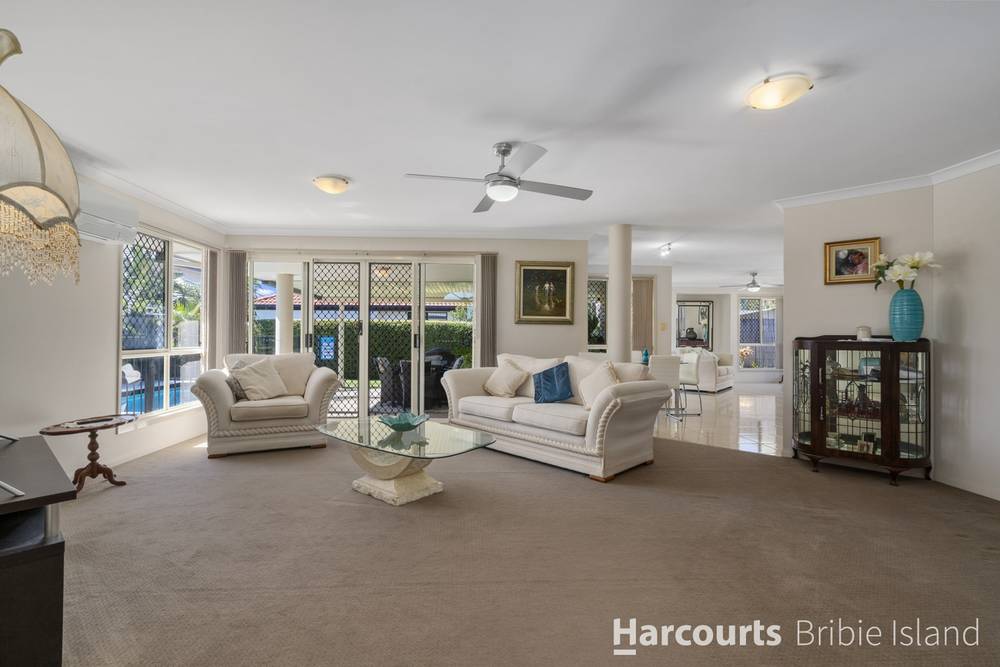 106 Avon Avenue, BANKSIA BEACH, QLD 4507
