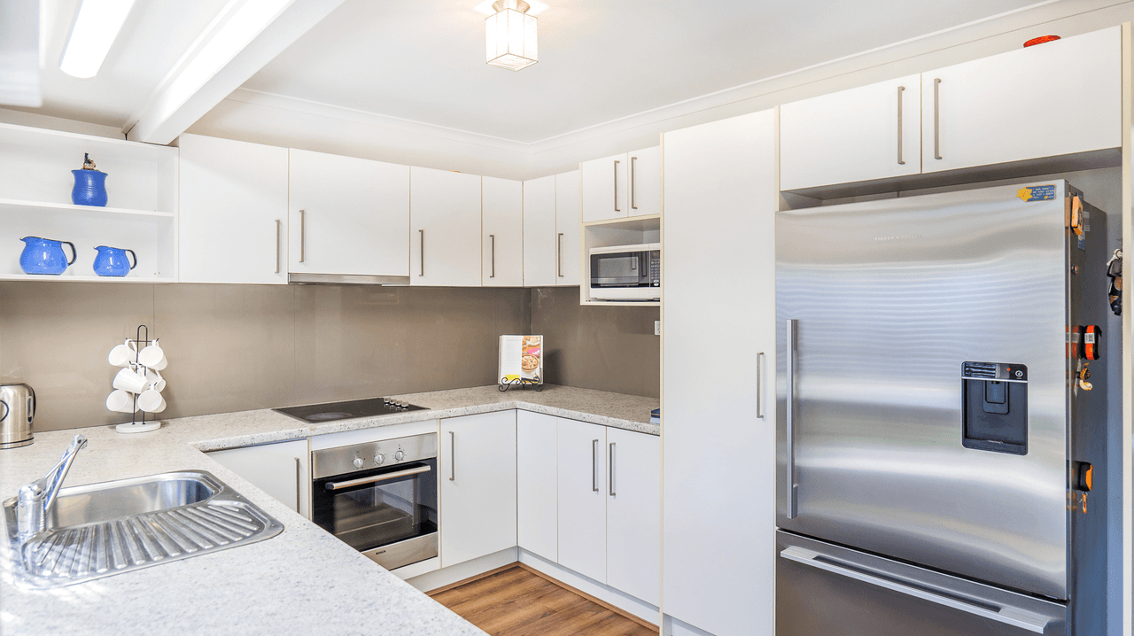 Unit 3/38 Galloway Dr, Ashmore, QLD 4214