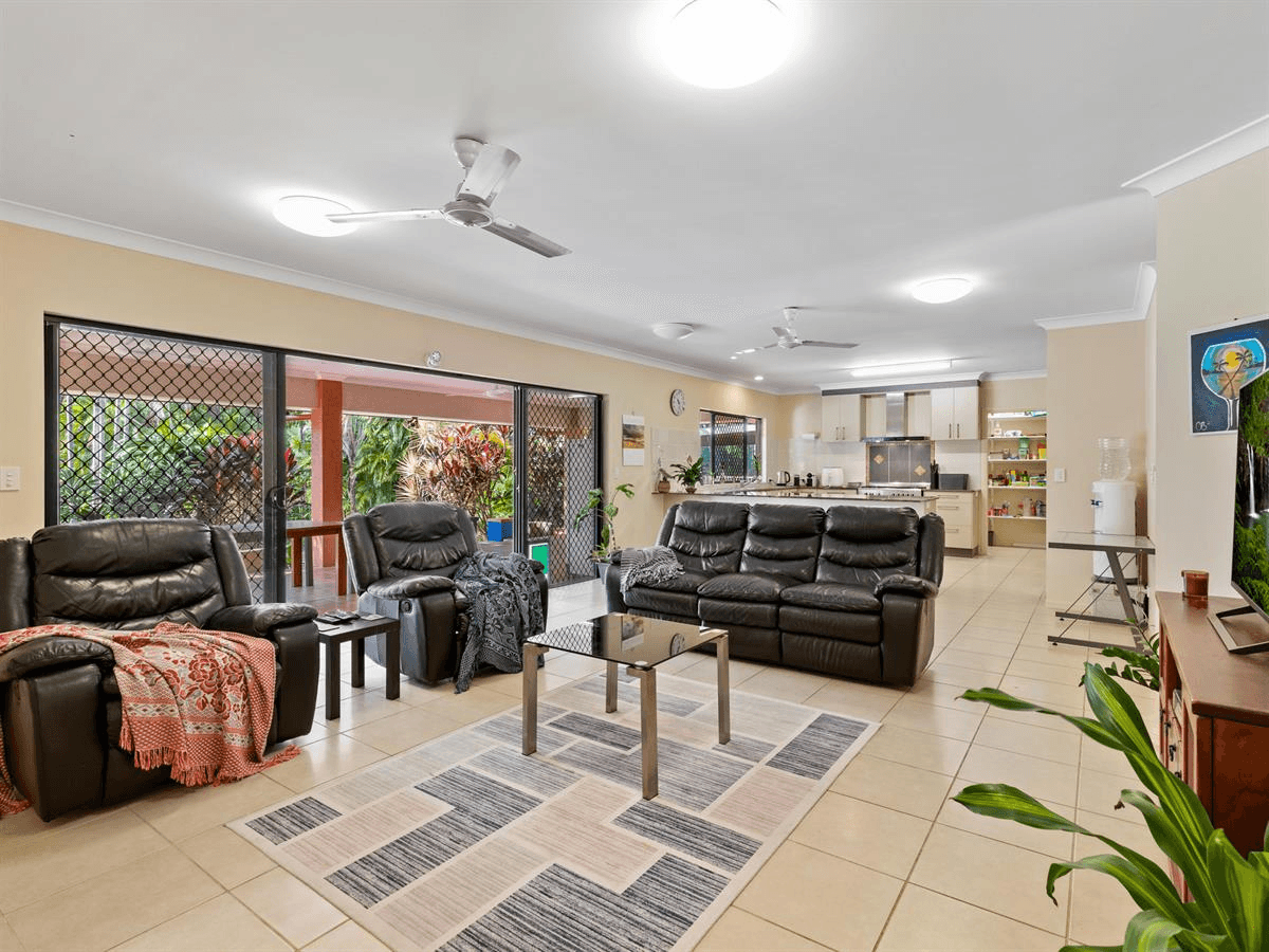 14-16 Watervale Close, Redlynch, QLD 4870