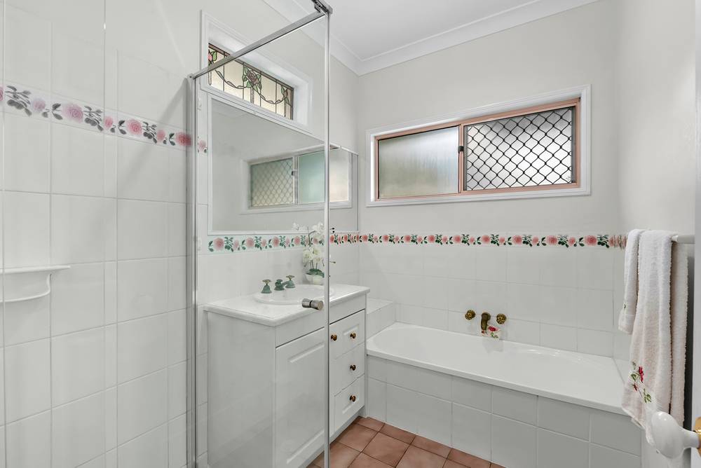 36 Tallowwood Place, BRIDGEMAN DOWNS, QLD 4035