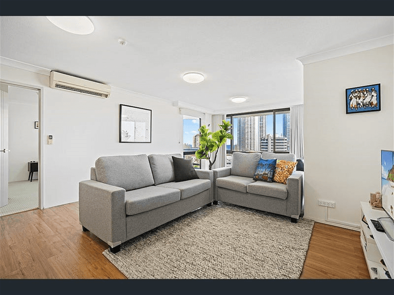70 Remembrance  Dve, SURFERS PARADISE, QLD 4217