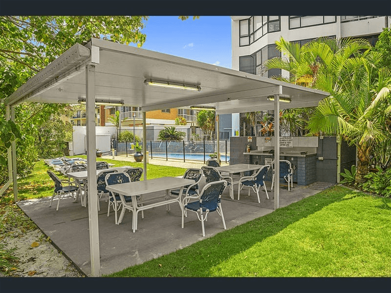 70 Remembrance  Dve, SURFERS PARADISE, QLD 4217