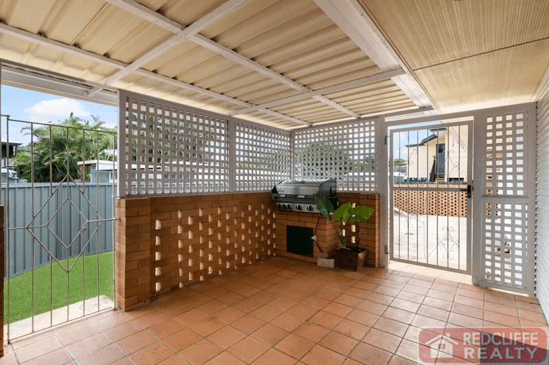 49 Victoria Avenue, WOODY POINT, QLD 4019