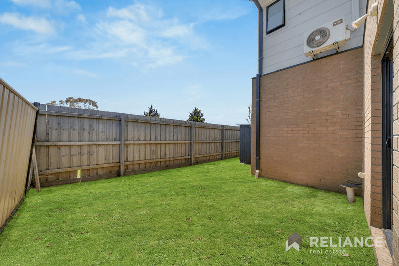 2/36 Wilson Crescent, Hoppers Crossing, VIC 3029