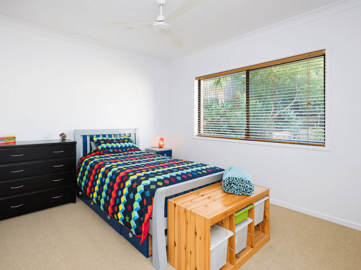 9 McRae Circuit, Pacific Pines, QLD 4211