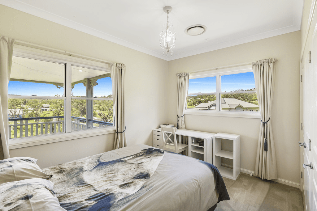 2 Saintly Place, HODGSON VALE, QLD 4352