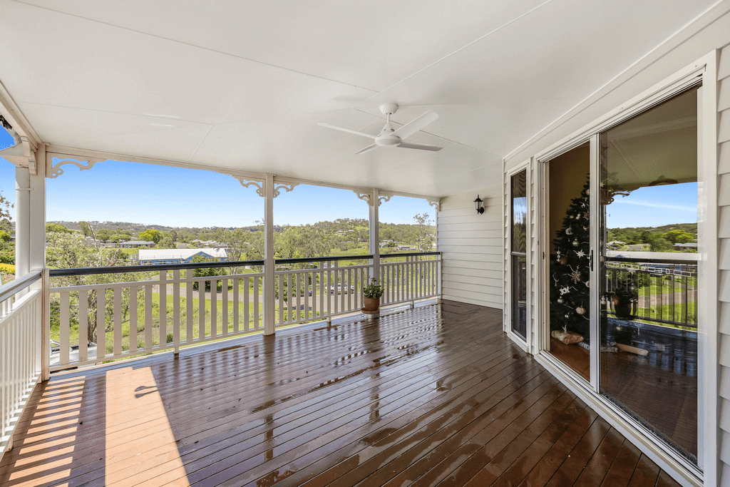 2 Saintly Place, HODGSON VALE, QLD 4352