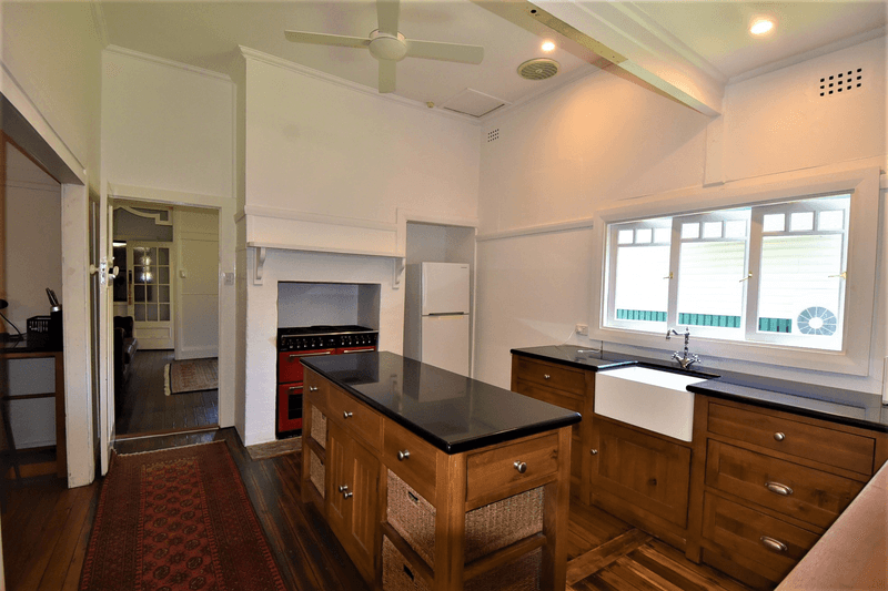 8 Hayward Street, GIRARDS HILL, NSW 2480