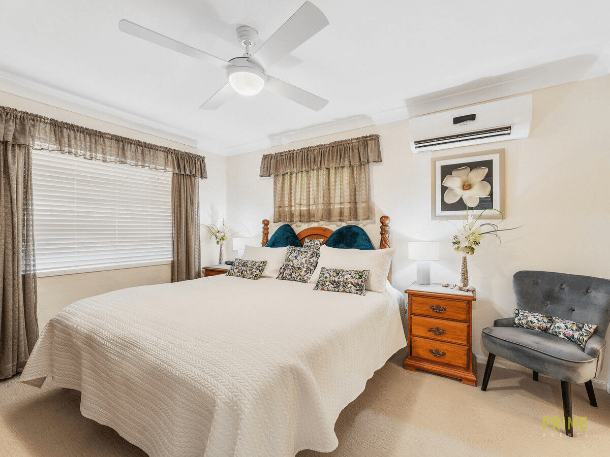 12 Melaleuca Crescent, Kawungan, QLD 4655