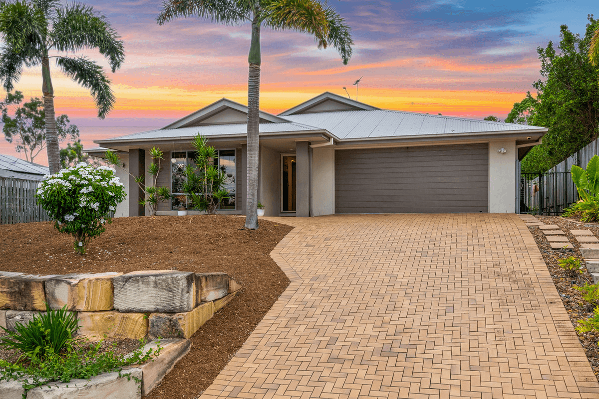 24 Stoney Creek Circuit, ORMEAU, QLD 4208