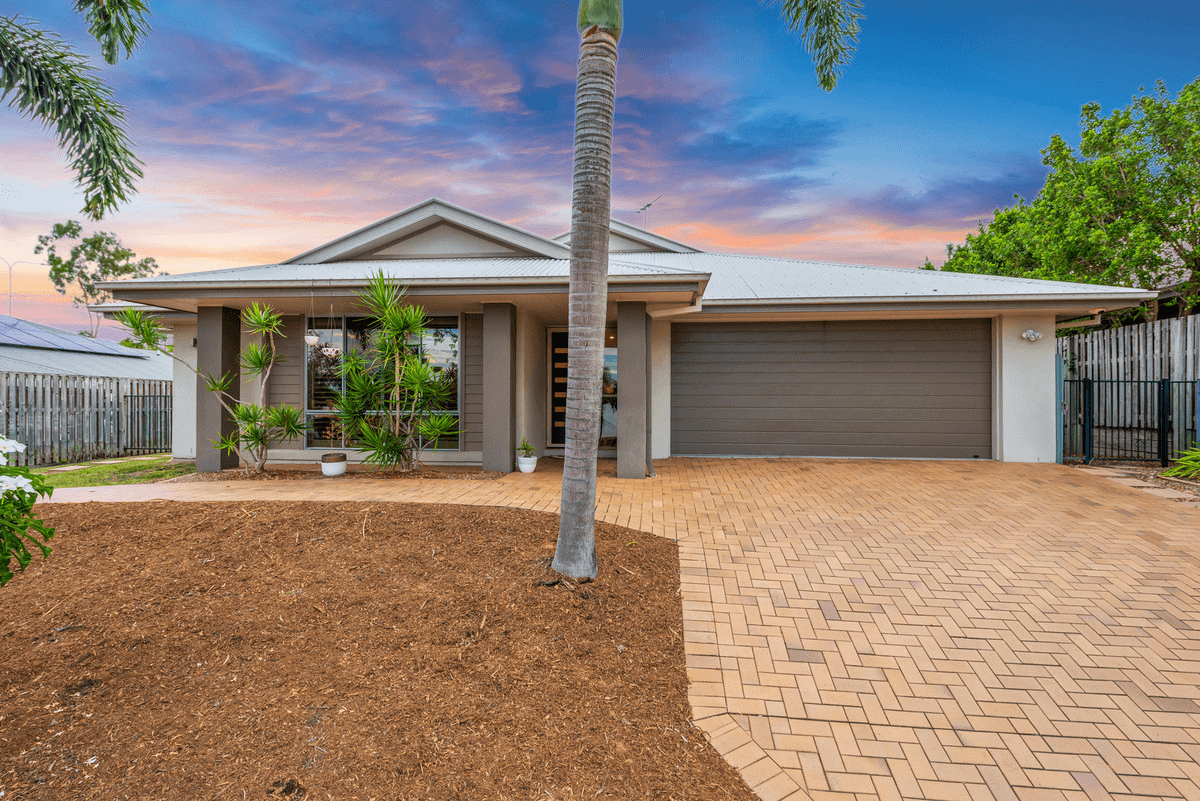 24 Stoney Creek Circuit, ORMEAU, QLD 4208