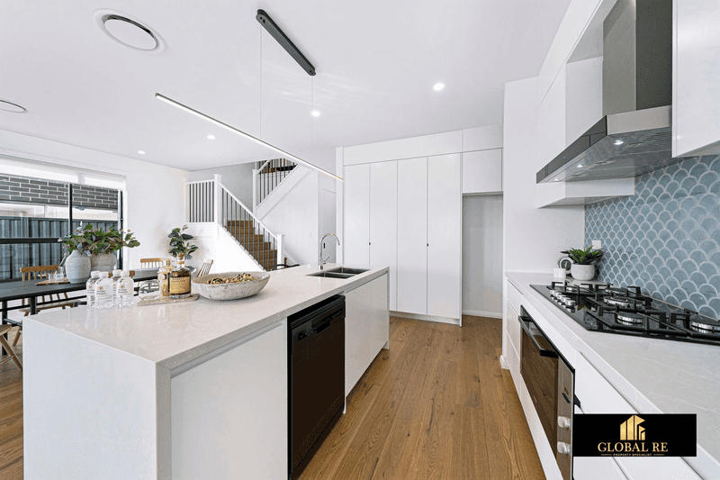 17 Pimelea Ave, DENHAM COURT, NSW 2565