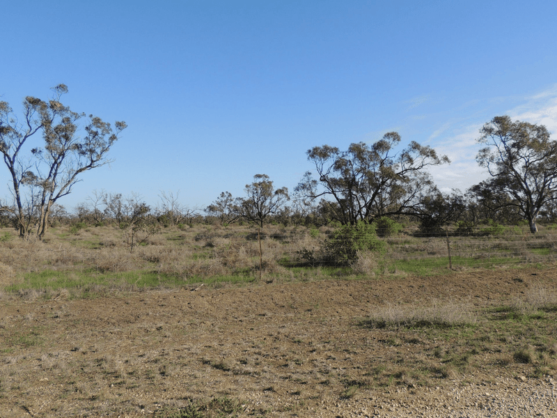 North West Chillingollah Road & Pompy Lane, WOORINEN NORTH, VIC 3589