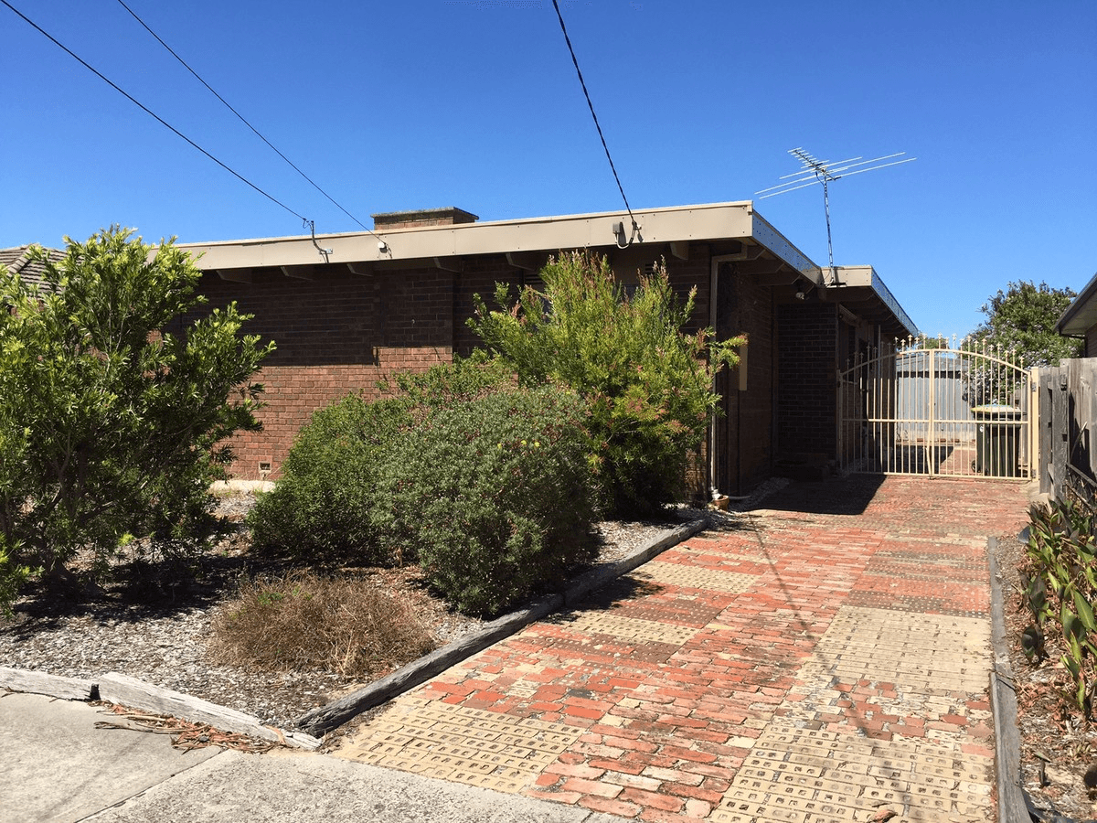 10 Selsey Street, Seaford, VIC 3198