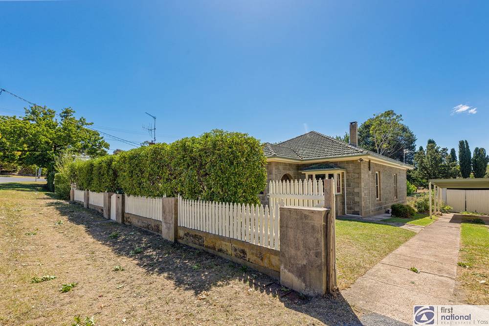 29 Mont Street, Yass, NSW 2582