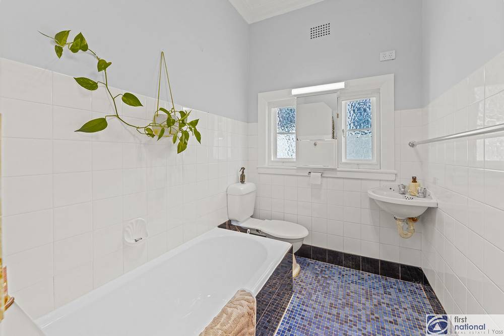 29 Mont Street, Yass, NSW 2582