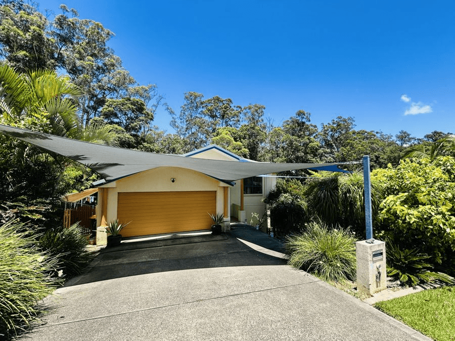 17 Wedgetail Crescent, BOAMBEE EAST, NSW 2452