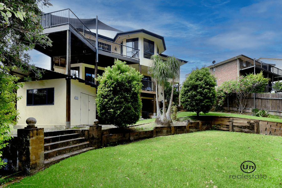 17 Wedgetail Crescent, BOAMBEE EAST, NSW 2452