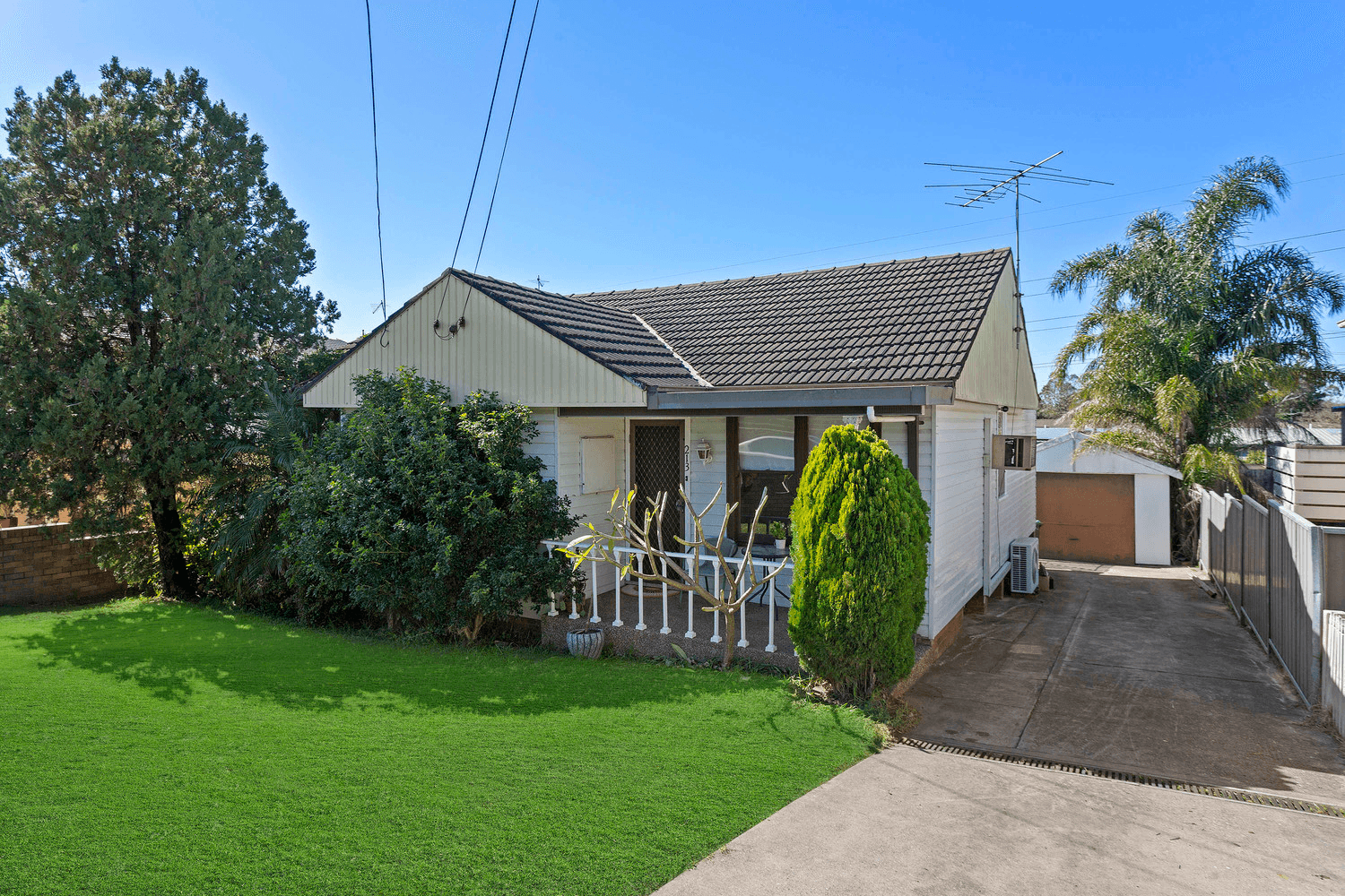 213 Davies Road, Padstow, NSW 2211