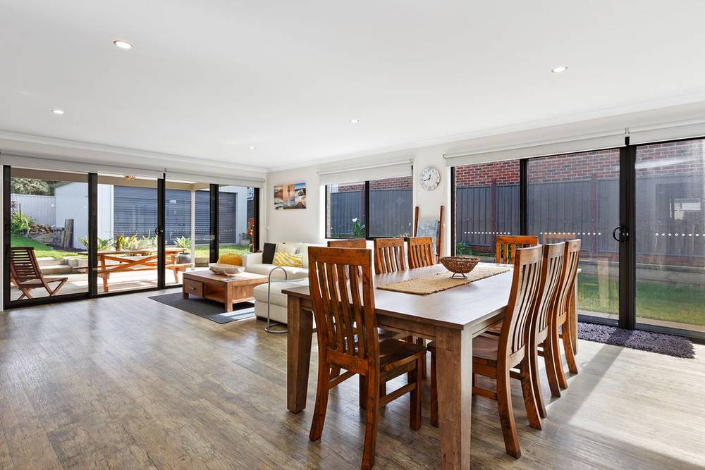 4 Dolphin Court, APOLLO BAY, VIC 3233