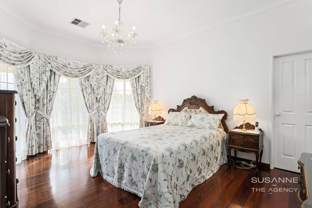 22 Davies Crescent, Gooseberry Hill, WA 6076
