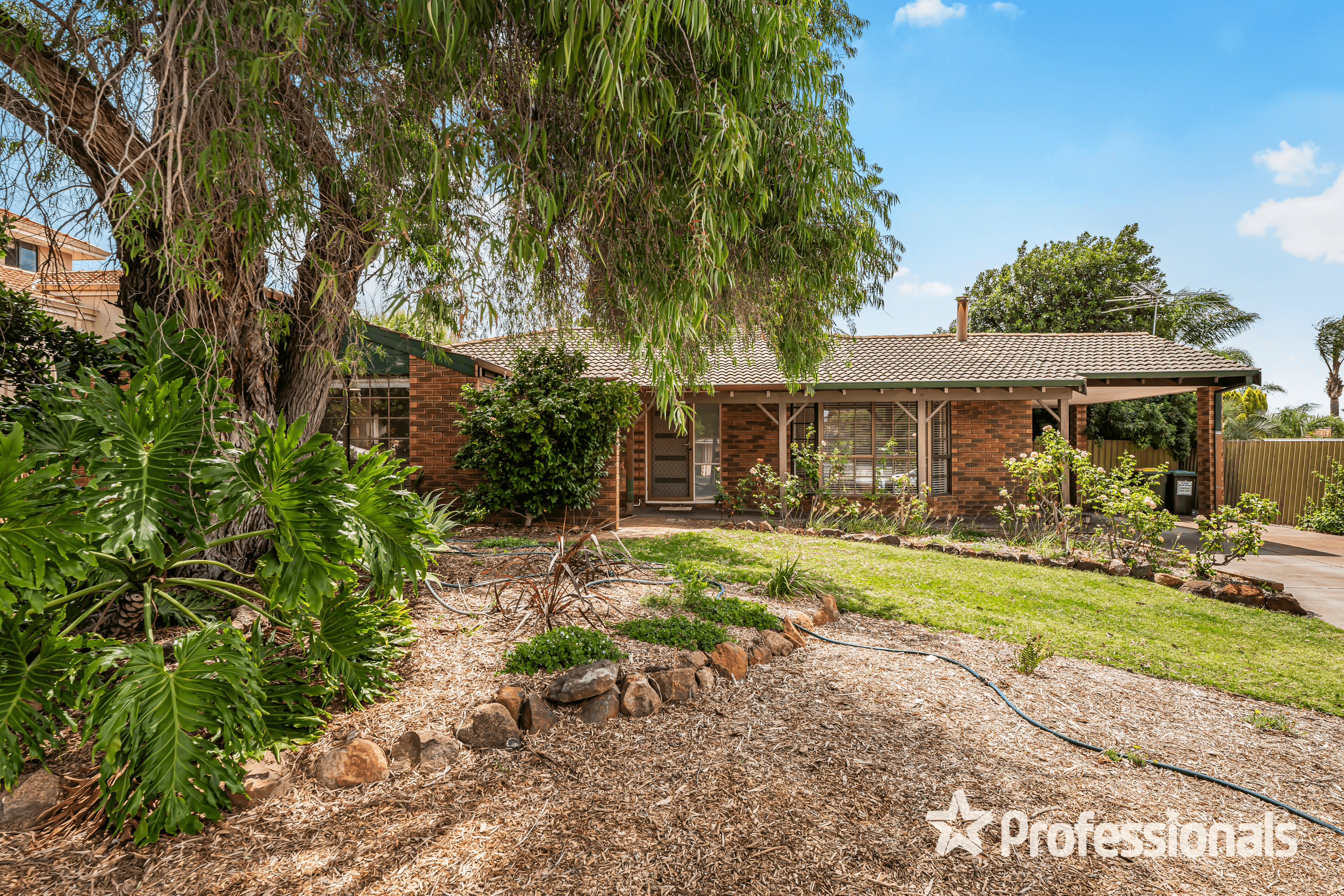 8 Inglis Court, KINGSLEY, WA 6026