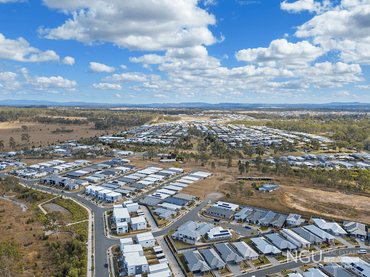 7 Shearer Court, Ripley, QLD 4306