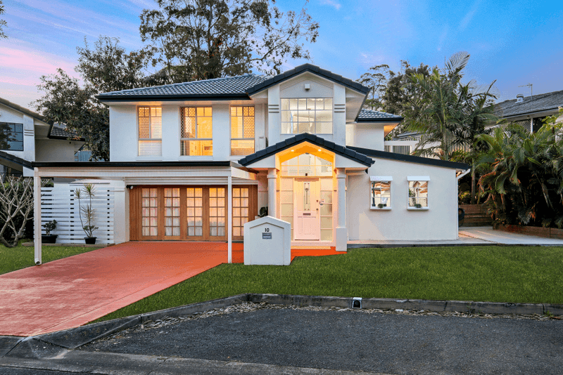 10 Clear River Boulevard, ASHMORE, QLD 4214