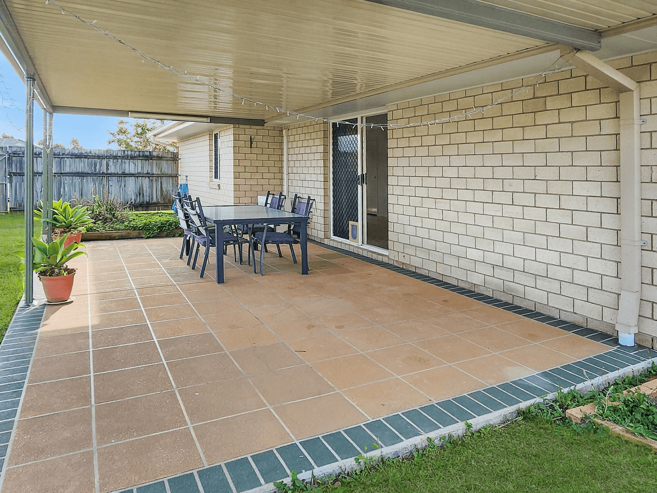 8 Dundas Close, CABOOLTURE, QLD 4510