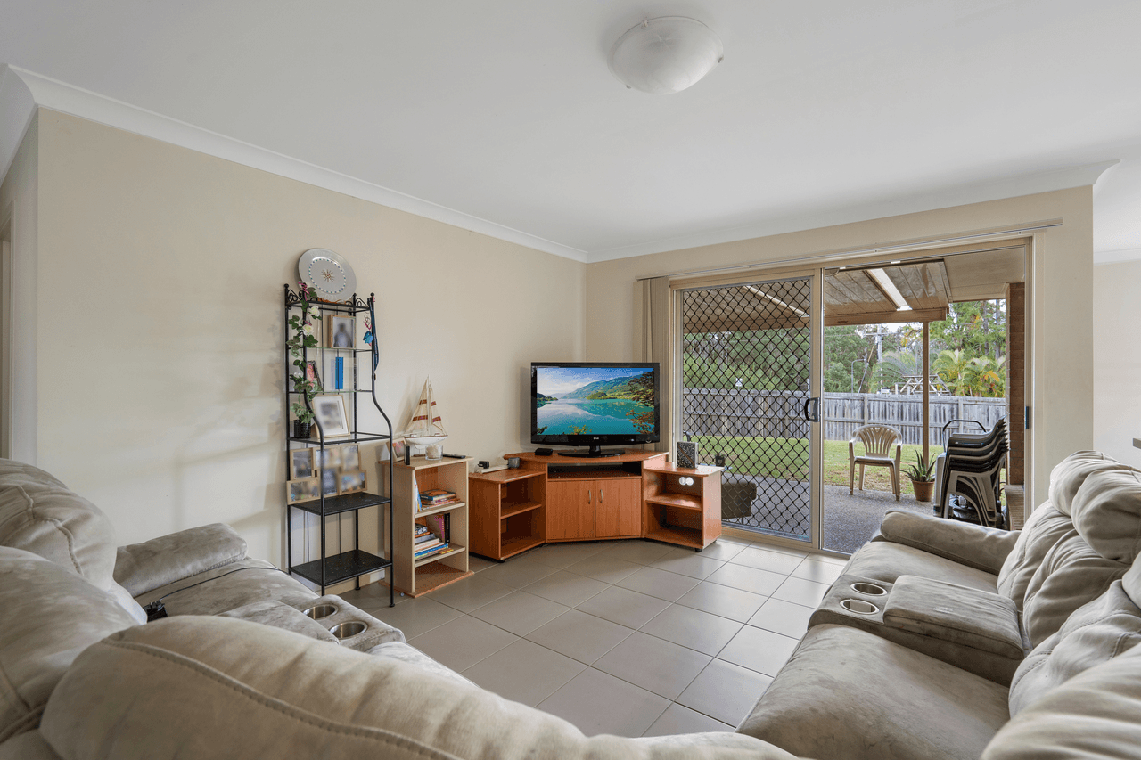 1 Barcombe Drive, BERRINBA, QLD 4117