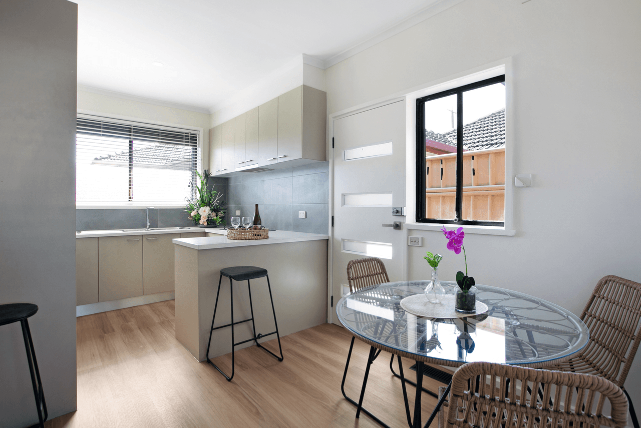 2/35 Allenby Avenue, RESERVOIR, VIC 3073
