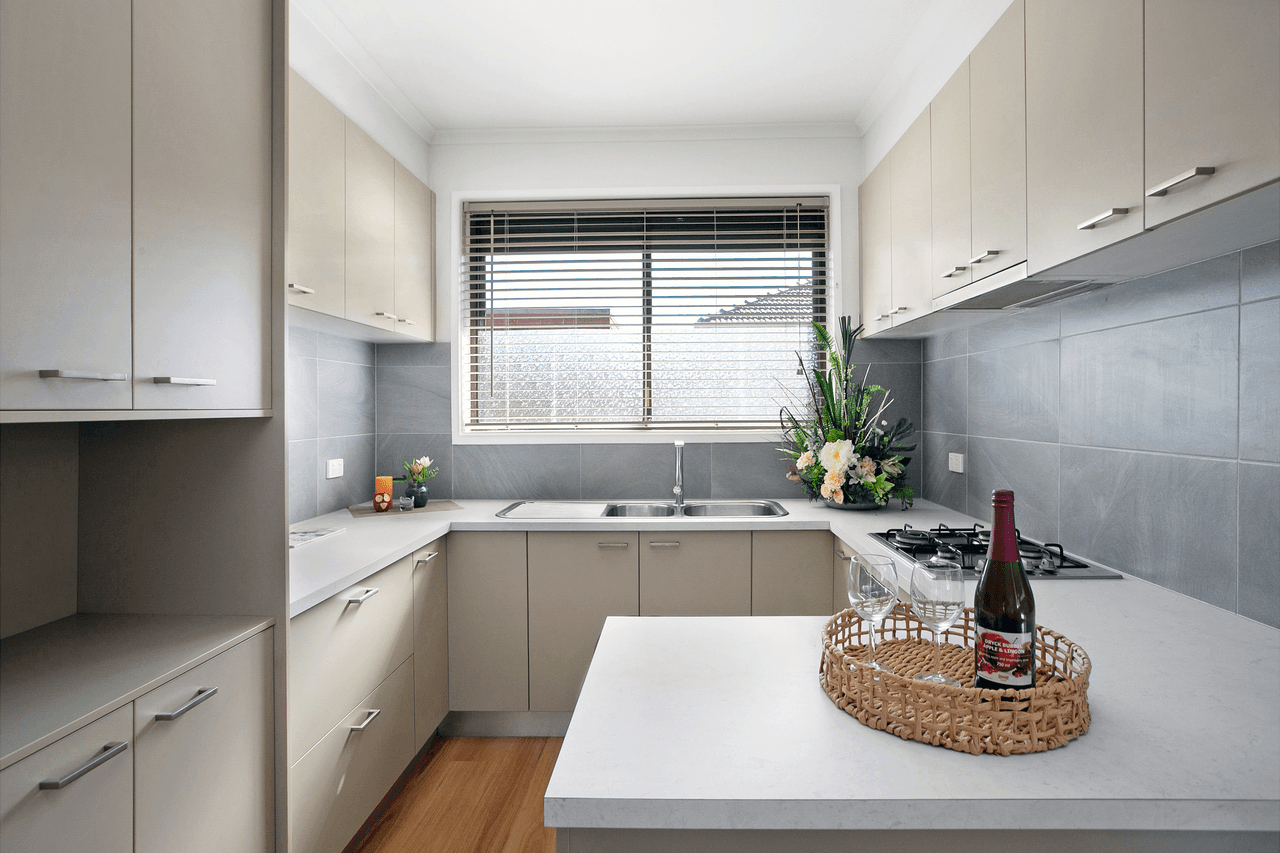 2/35 Allenby Avenue, RESERVOIR, VIC 3073