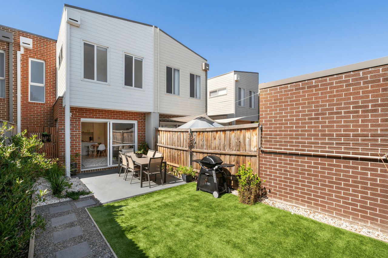 12 Kenyte Walk, DOREEN, VIC 3754