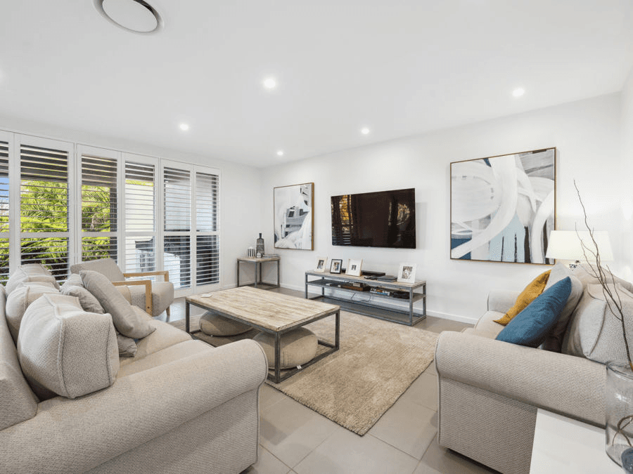 5/8 Solitary Island Way, SAPPHIRE BEACH, NSW 2450