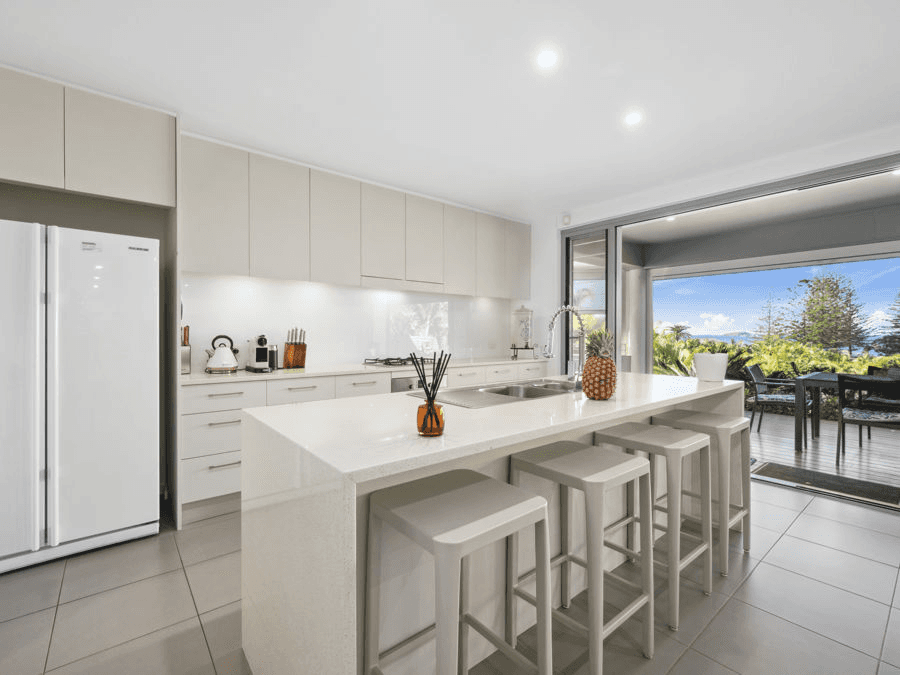 5/8 Solitary Island Way, SAPPHIRE BEACH, NSW 2450