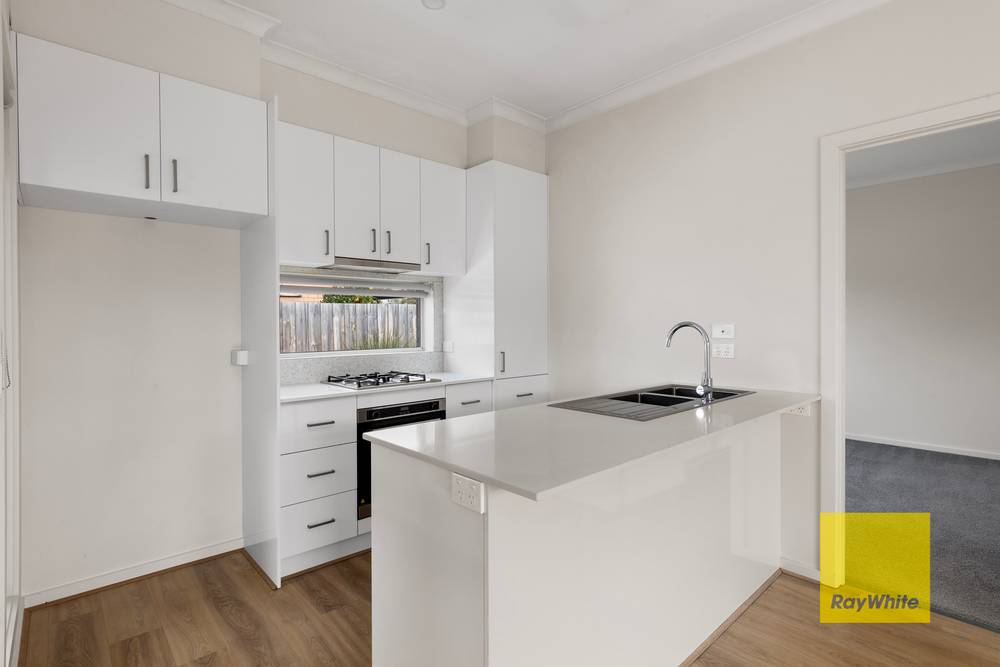 2/3 Tallinn Street, BELL PARK, VIC 3215