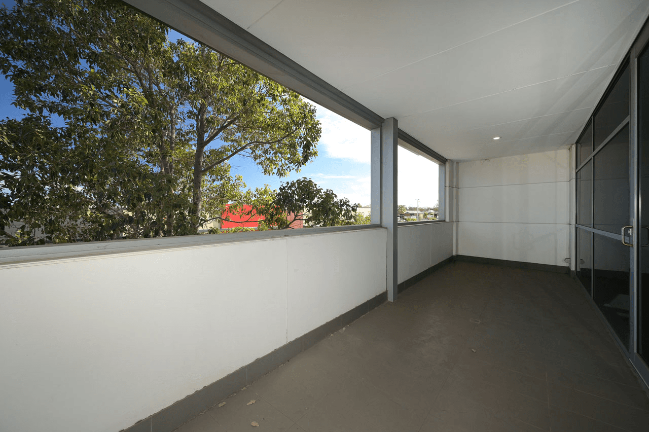 9/13 HOBSONS GATE, CURRAMBINE, WA 6028