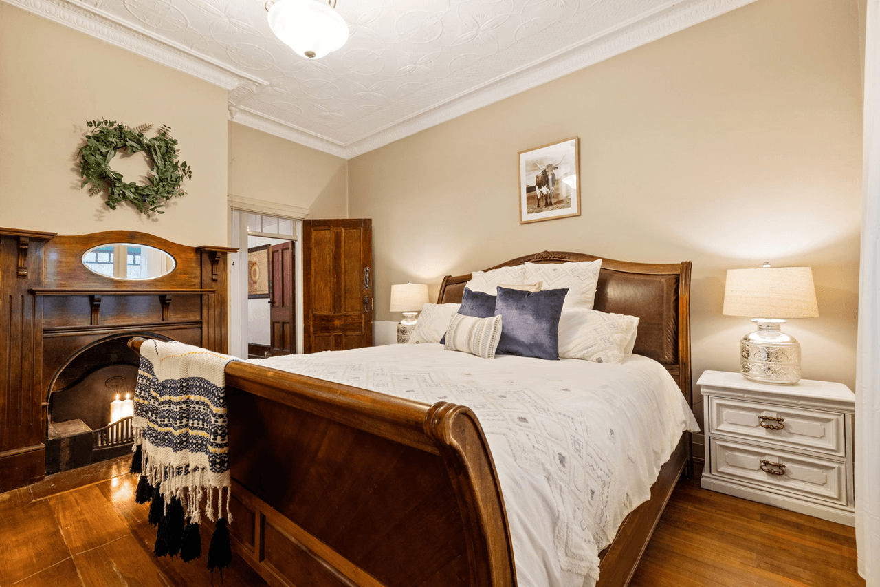 16 Carrington Street, CROOKWELL, NSW 2583