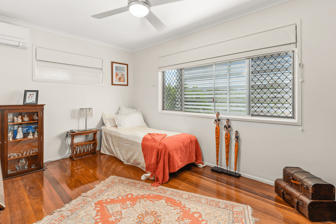 11 Belinda Crescent, SPRINGWOOD, QLD 4127