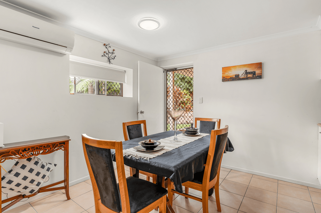 11 Belinda Crescent, SPRINGWOOD, QLD 4127