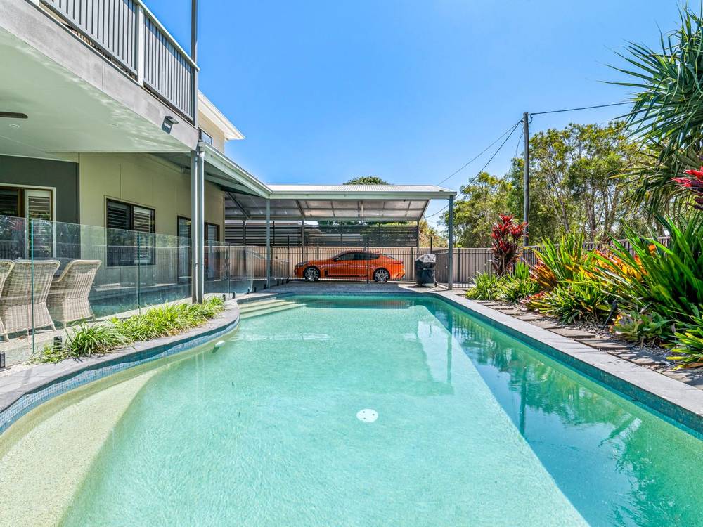 37 STRADBROKE STREET, REDLAND BAY, QLD 4165