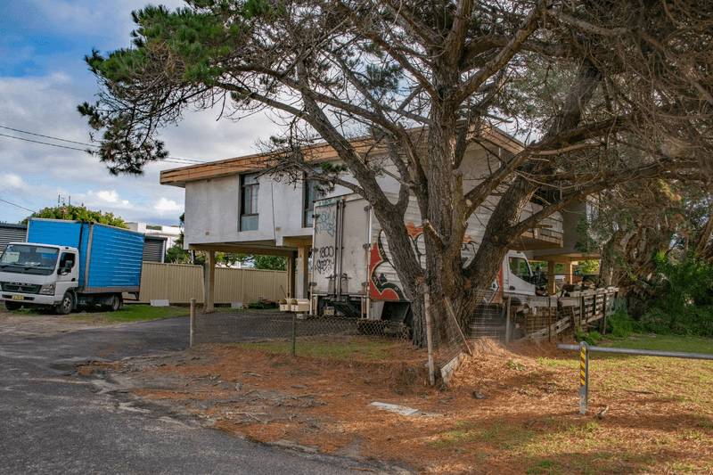 8 Brogden Road, THE ENTRANCE NORTH, NSW 2261