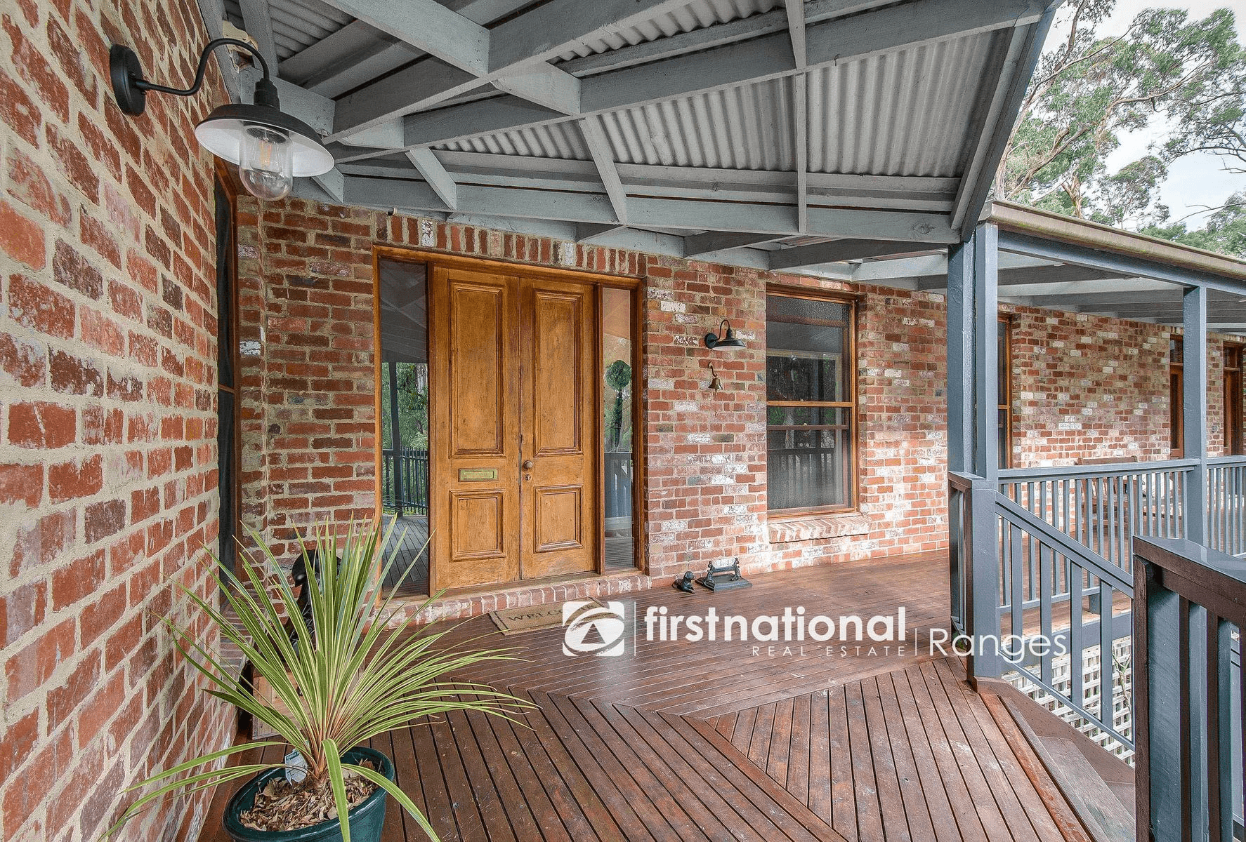 8 Charles Street, SELBY, VIC 3159