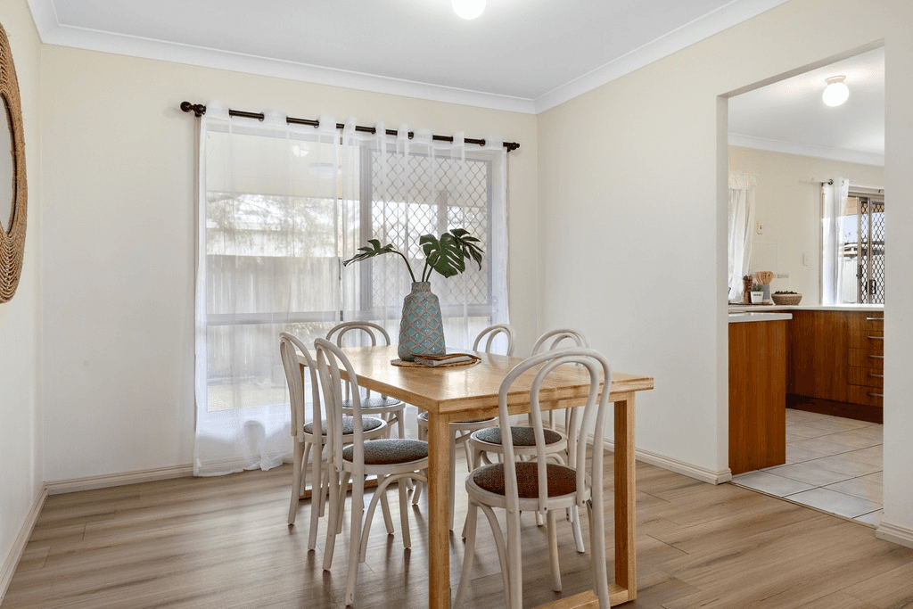 119 Moreton Avenue, WYNNUM, QLD 4178