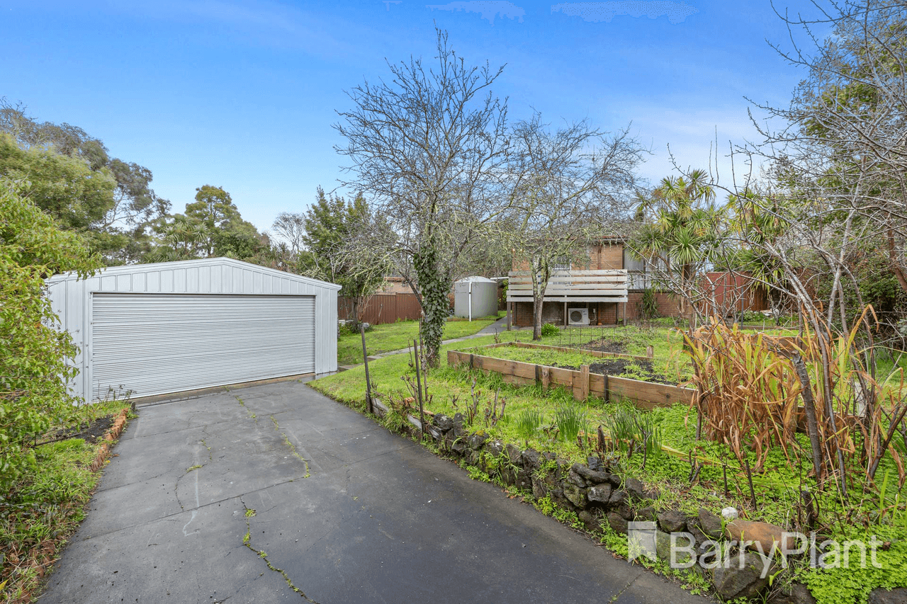 2 Yarana Drive, Mount Helen, VIC 3350