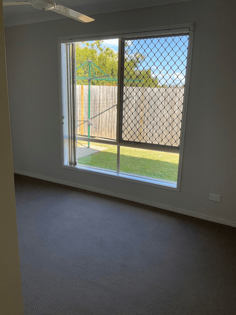 4 Lillypilly Crescent, FLINDERS VIEW, QLD 4305