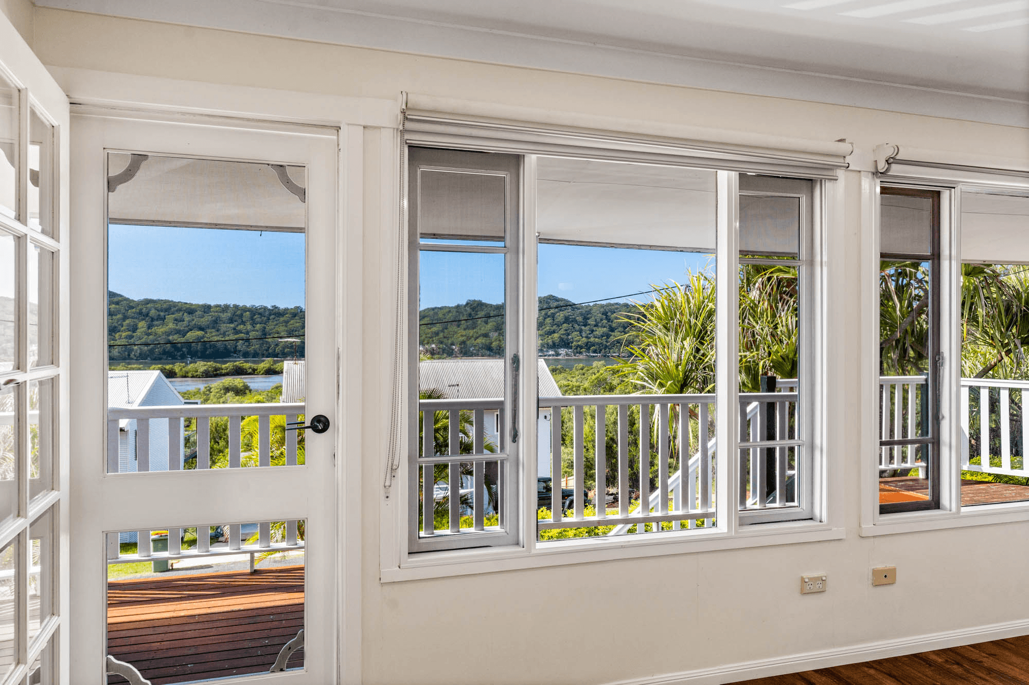13 Naples Drive, RUSSELL ISLAND, QLD 4184